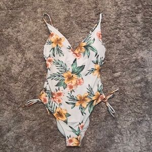 Roxy One Piece Sz M